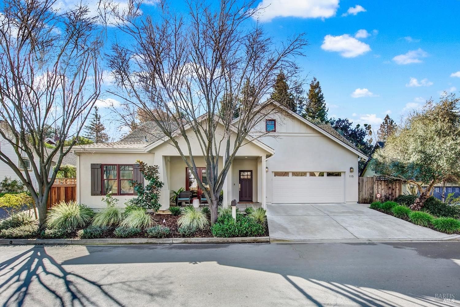 115 Cottage Cove Ln, Napa, CA 94559
